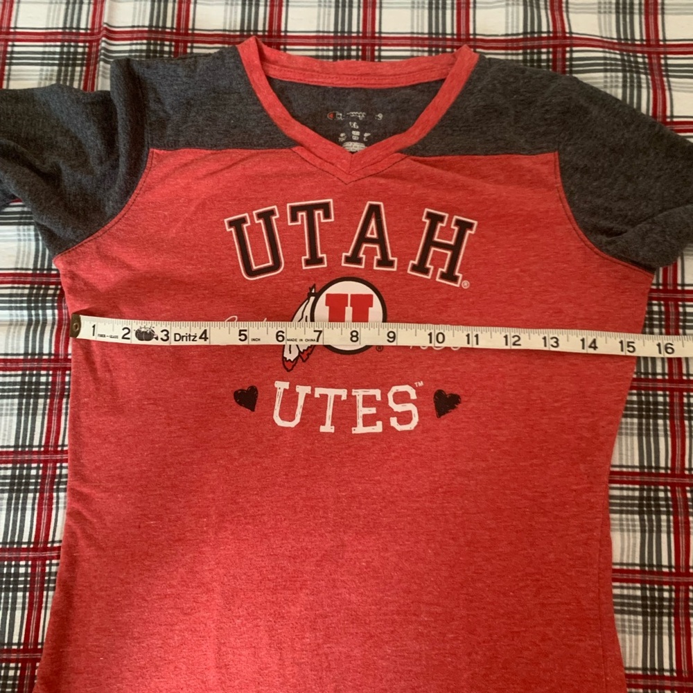 Girls University of Utah “Utes” t-shirts - Picture 2 of 5